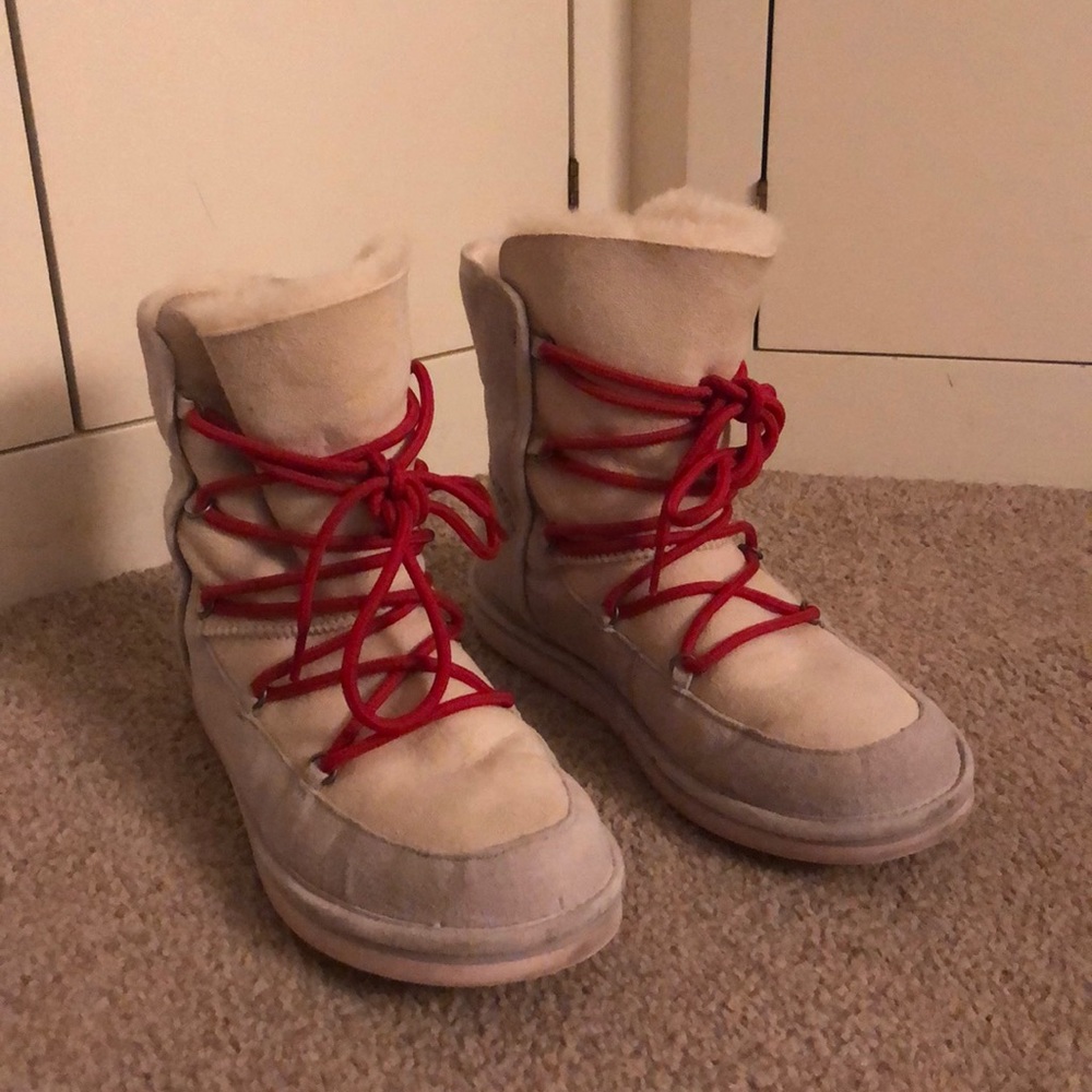 Lodge Ugg Boot
